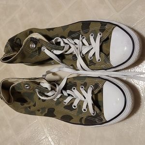 Converse high top